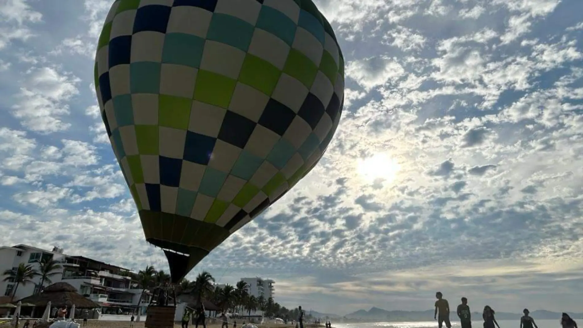 Gobierno del Estado de Colima Globos aerostáticos (2)